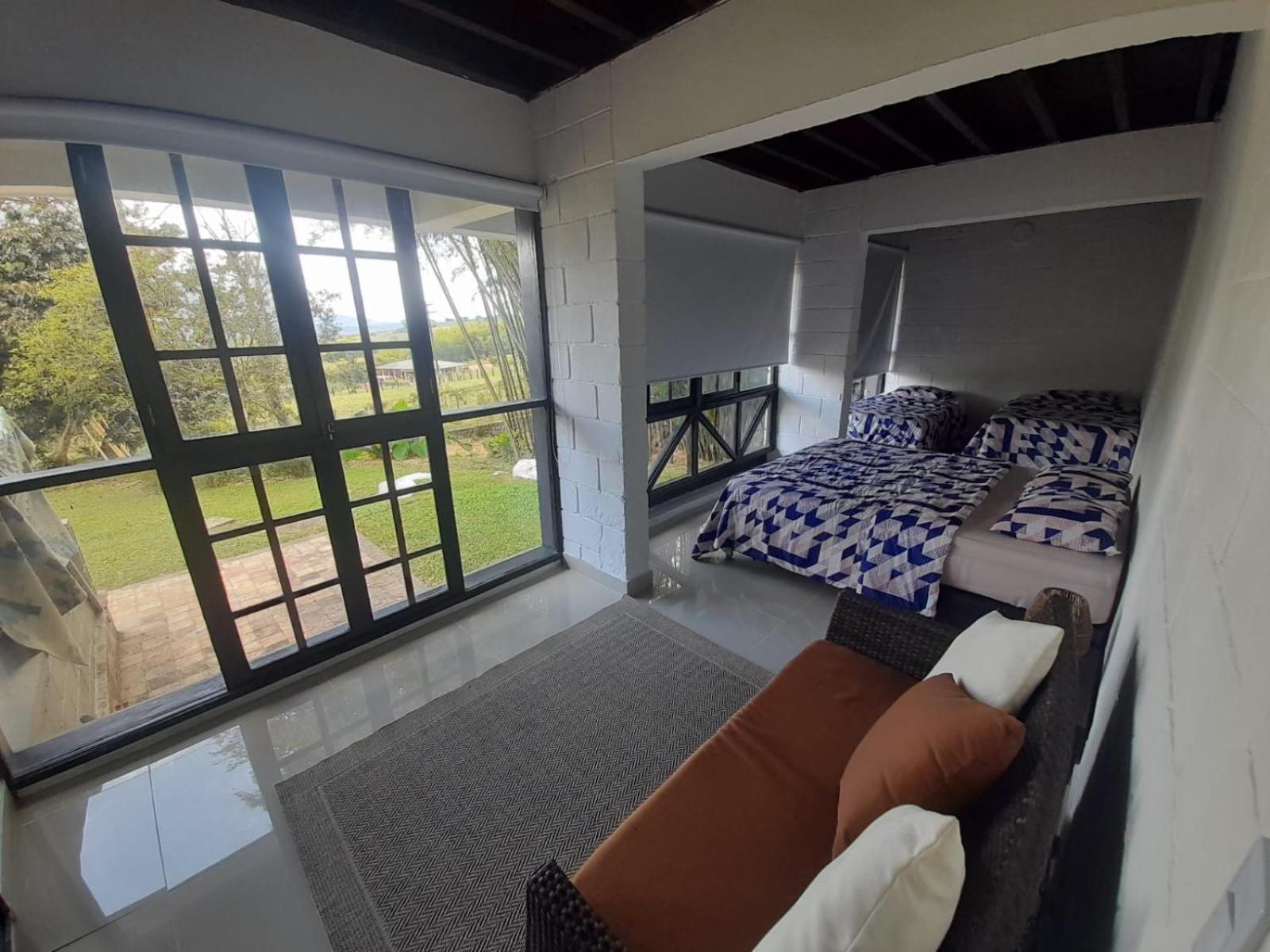 Hotel Maca Lago Calima Luaran gambar