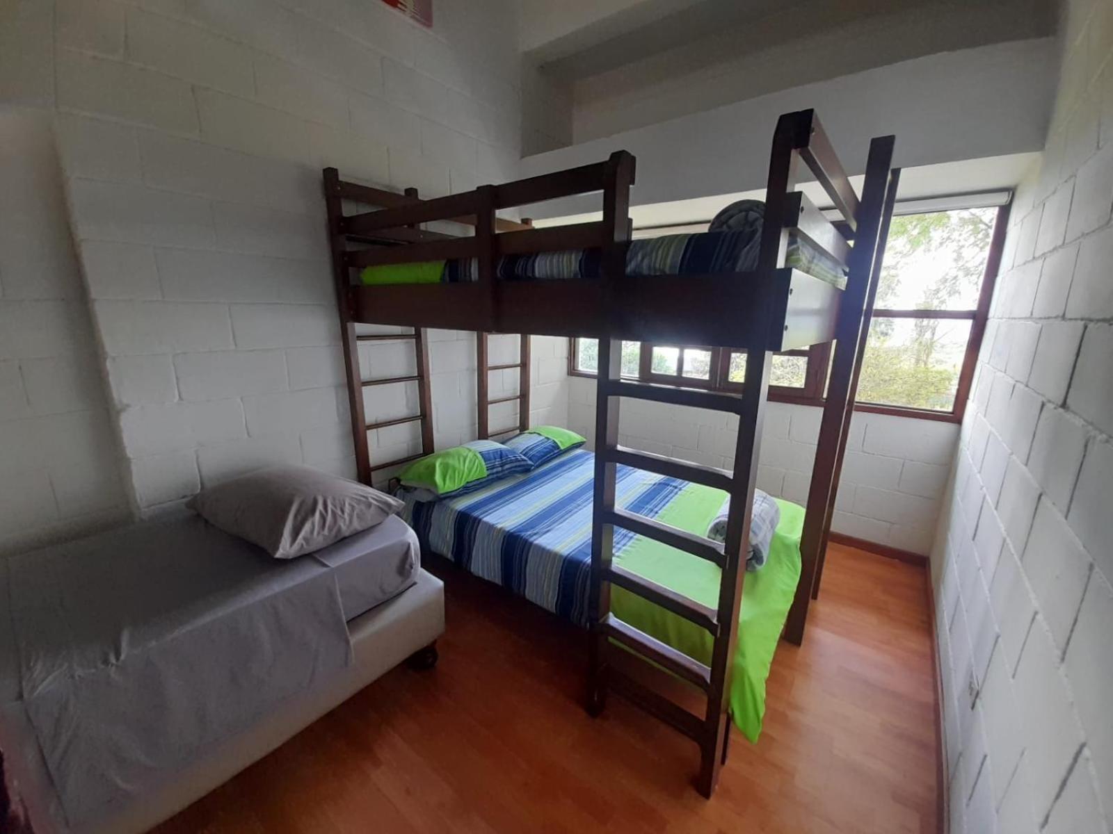 Hotel Maca Lago Calima Luaran gambar