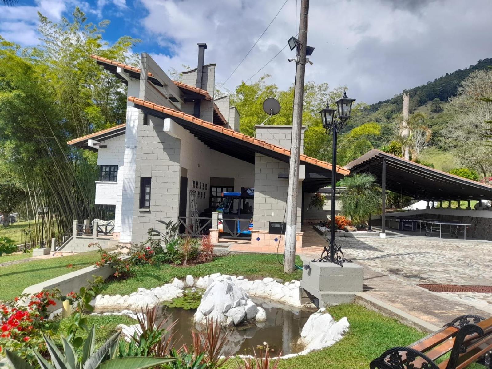 Hotel Maca Lago Calima Luaran gambar