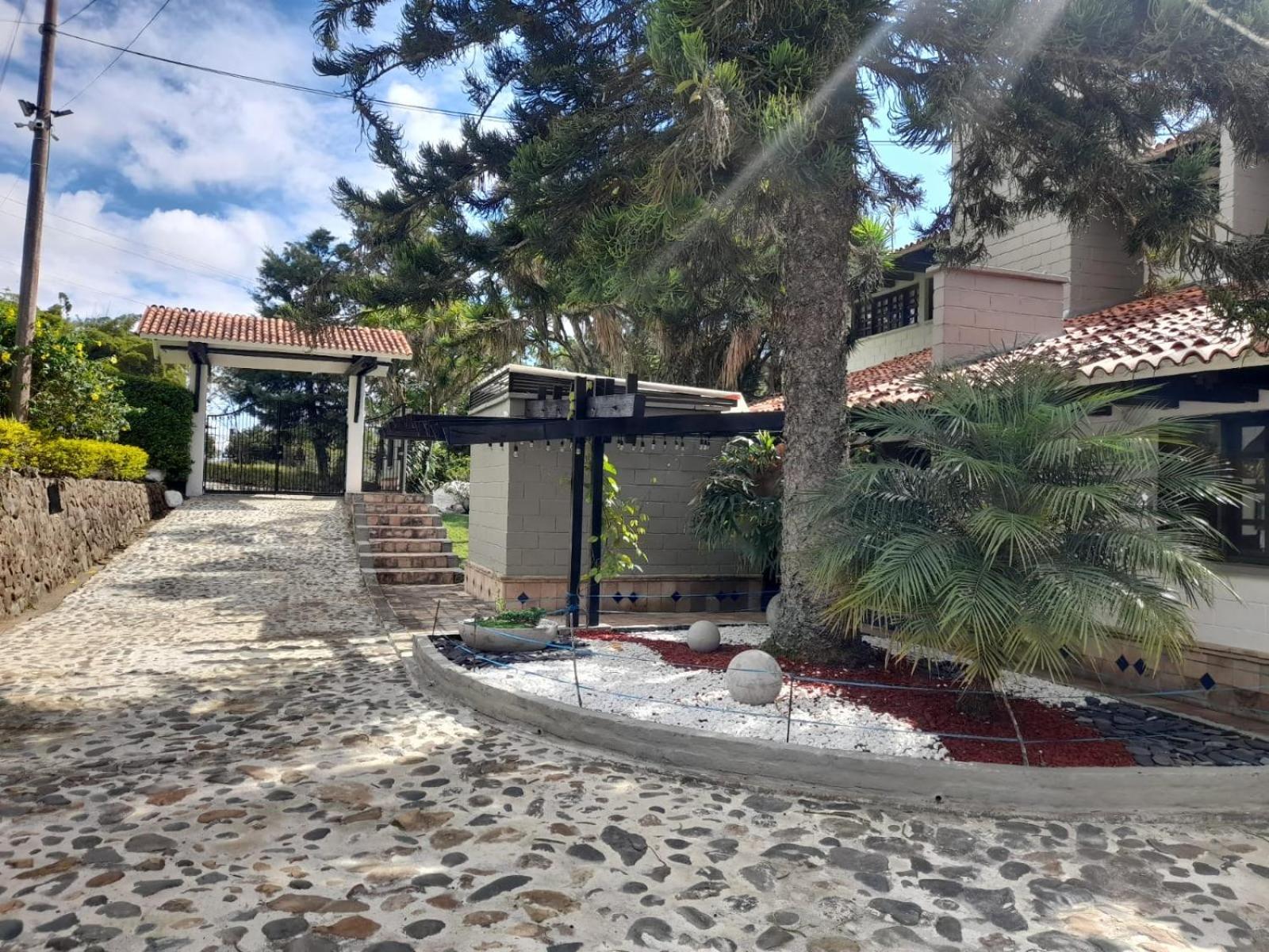 Hotel Maca Lago Calima Luaran gambar