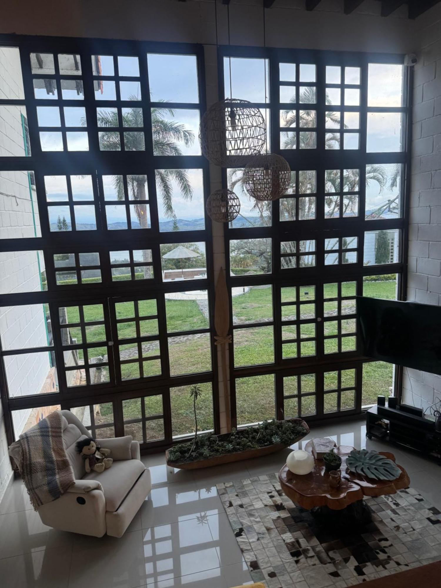 Hotel Maca Lago Calima Luaran gambar