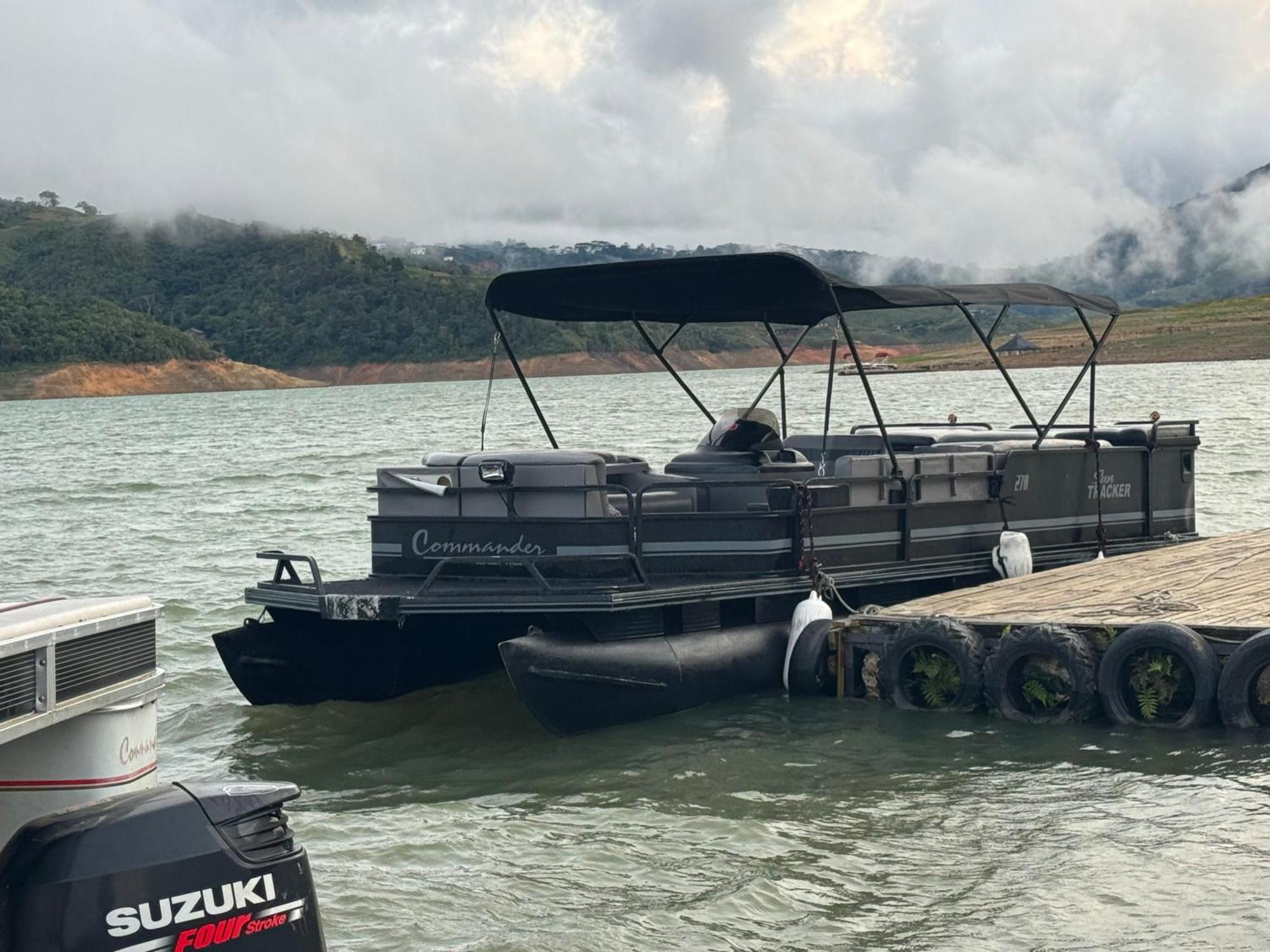 Hotel Maca Lago Calima Luaran gambar